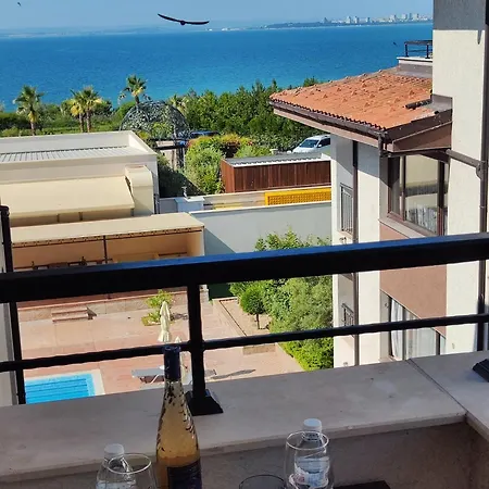 Violeta - With Sea View In 1st Line Sarafowo Apartamento Burgas