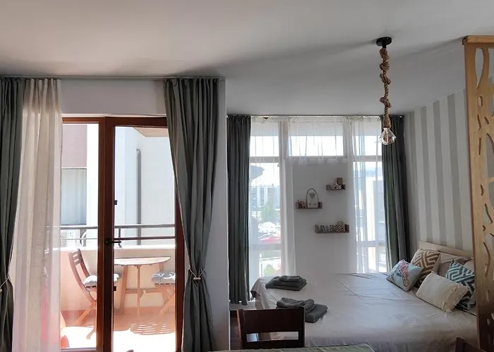 Violeta - With Sea View In 1st Line Sarafowo 布尔加斯