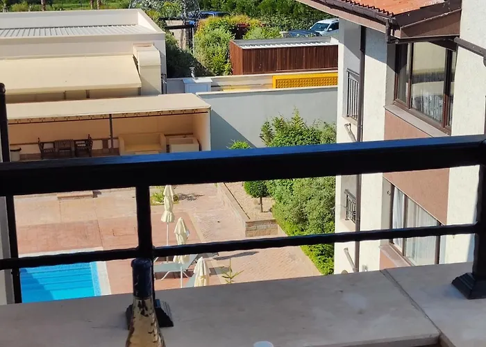 Violeta - With Sea View In 1st Line Sarafowo