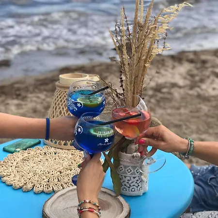 Violeta - With Sea View In 1st Line Sarafowo Apartment