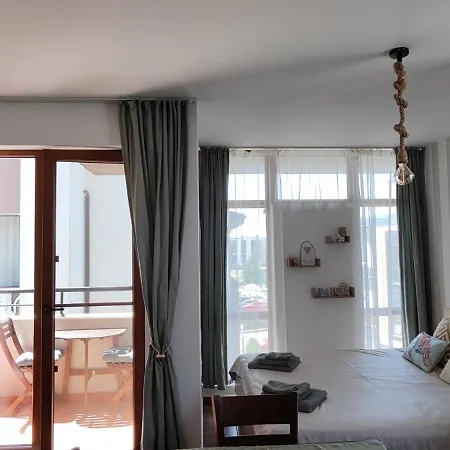 Violeta - With Sea View In 1st Line Sarafowo Burgas