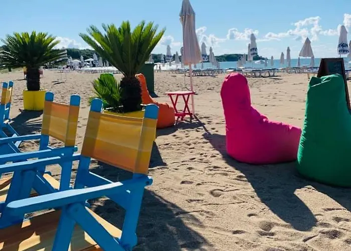 Апартамент Violeta - With Sea View In 1st Line Sarafowo *