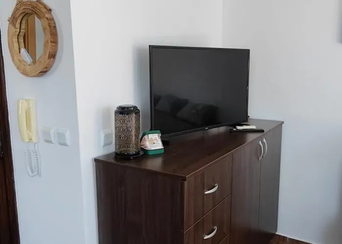 Violeta - With Sea View In 1st Line Sarafowo